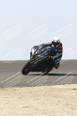 media/Sep-20-2025-TrackDaz (Sat) [[27f0cde673]]/B Group/1120am (Turn 2)/